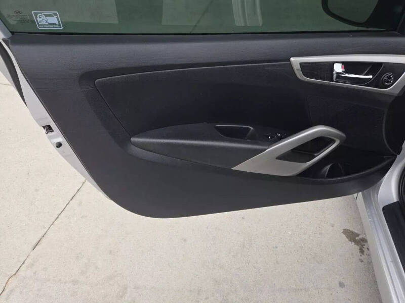 2017 Hyundai Veloster