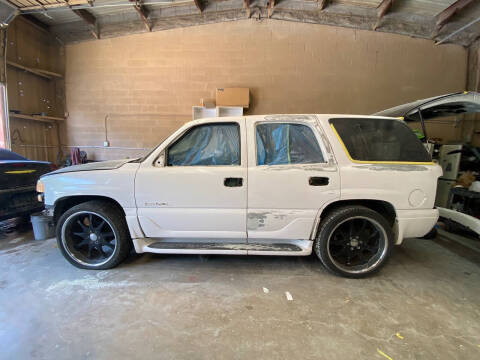 2001 GMC Yukon Denali