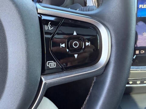 2024 Volvo S60 B5 Ultimate Dark Theme