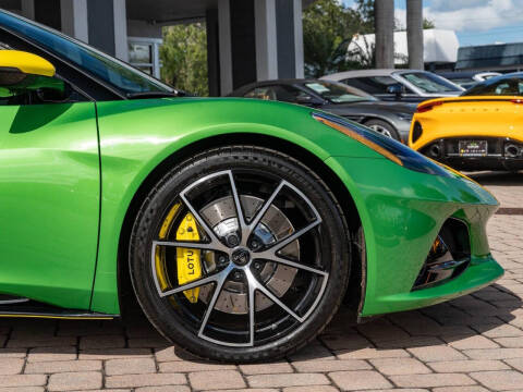 2026 Lotus Emira V6 SE