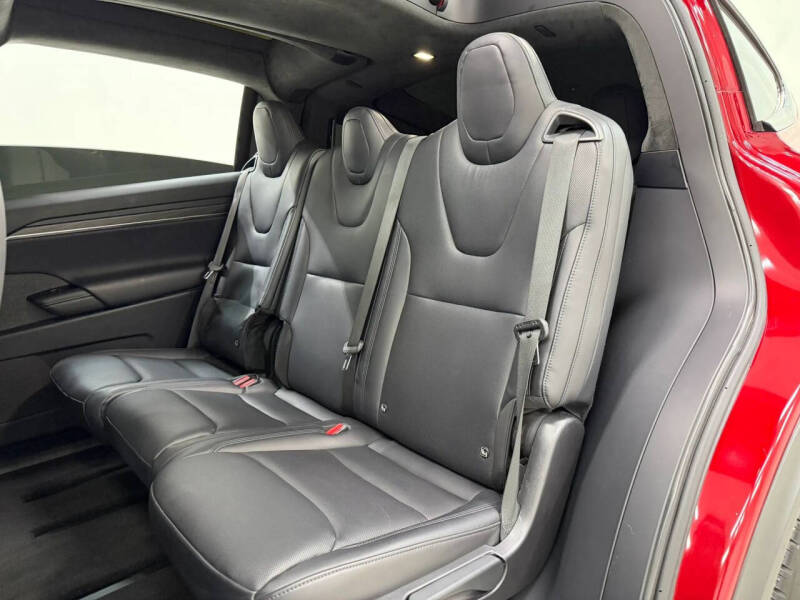 2023 Tesla Model X Standard Range