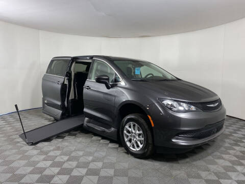 2022 Chrysler Voyager for sale at AMS Vans in Tucker GA