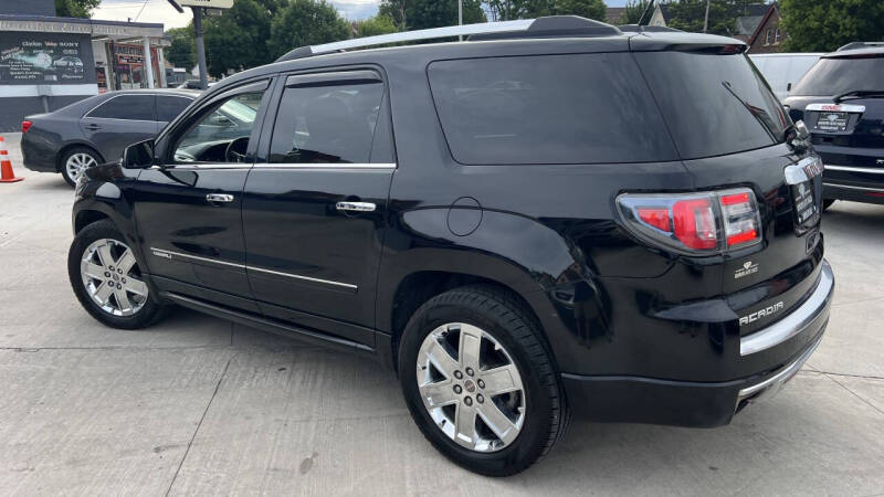 2016 GMC Acadia Denali