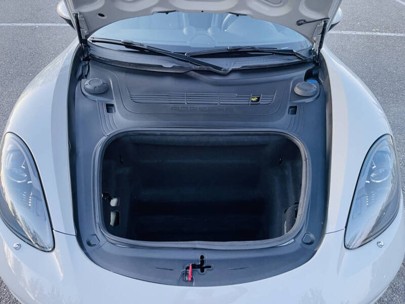 2018 Porsche 718 Cayman