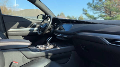 2021 Cadillac XT4 Premium Luxury