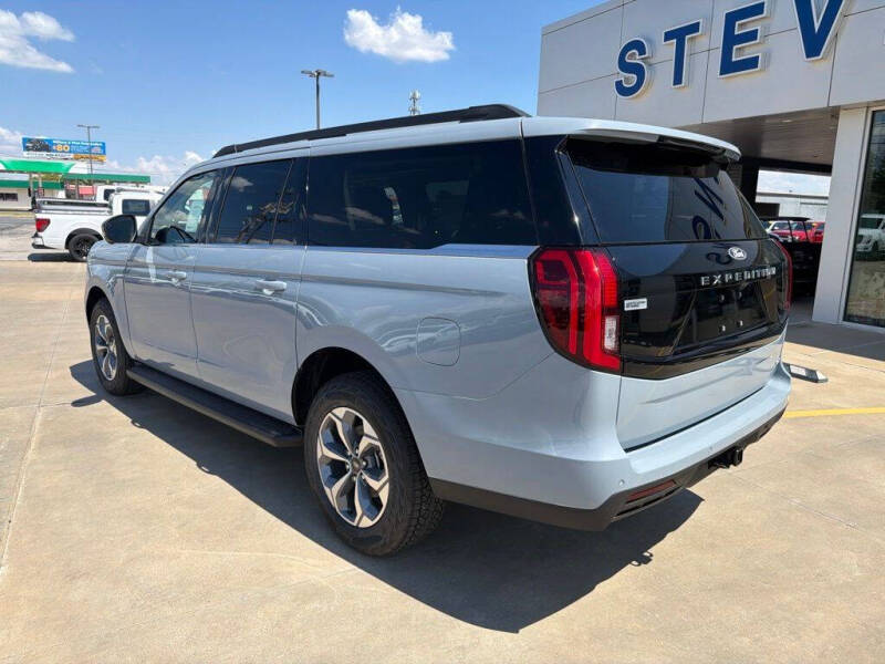 2027 Ford Expedition MAX Active