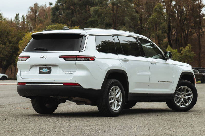 2023 Jeep Grand Cherokee L Laredo