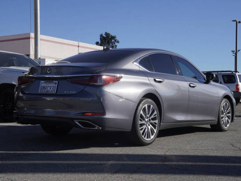 2019 Lexus ES 350