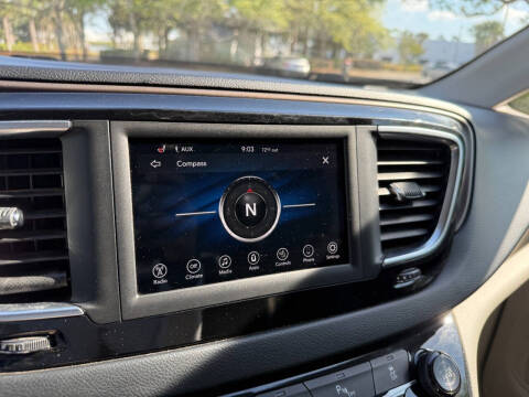 2018 Chrysler Pacifica Touring L