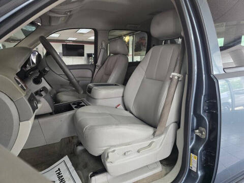 2011 Chevrolet Avalanche LT