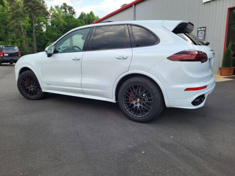 2016 Porsche Cayenne GTS