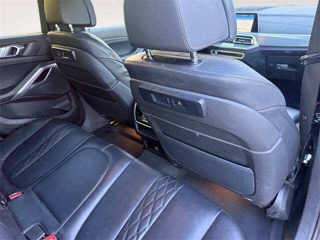 2023 BMW X6 xDrive40i