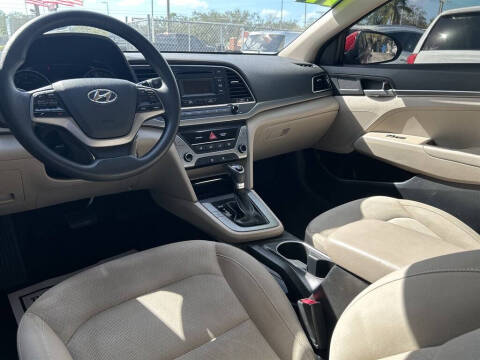 2017 Hyundai Elantra