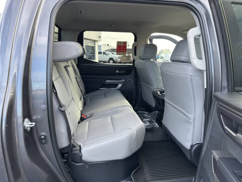 2024 Toyota Tundra SR5