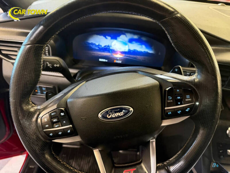 2020 Ford Explorer ST