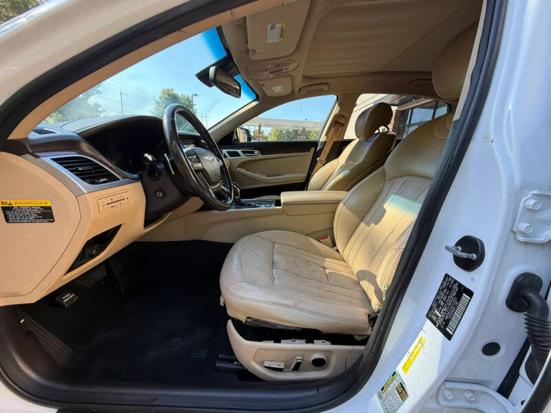 2016 Hyundai Genesis
