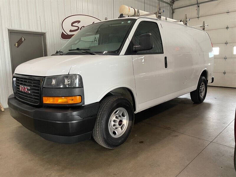 2023 GMC Savana 2500