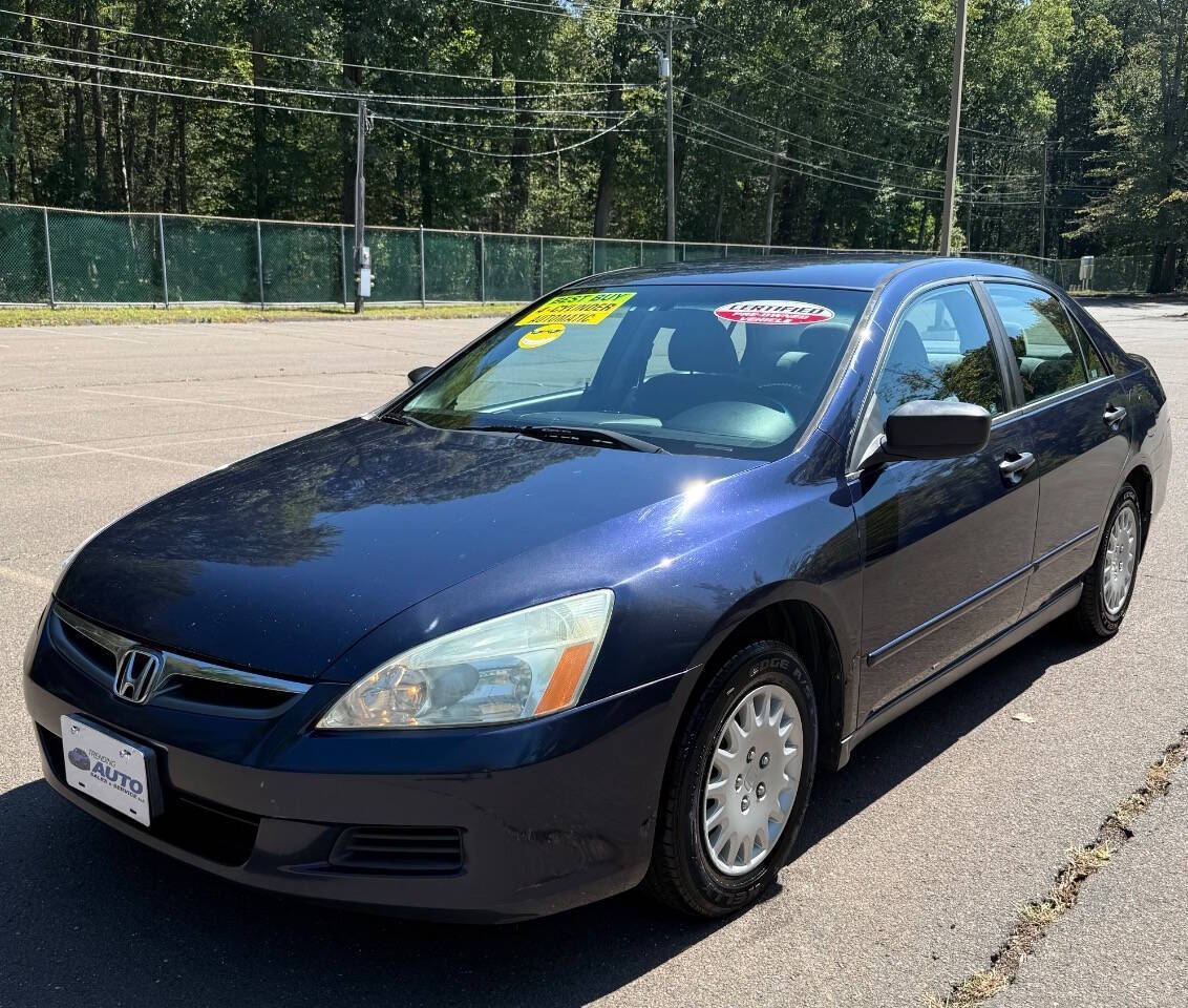 2006 Honda Accord Value Package 4dr Sedan 5A's photo