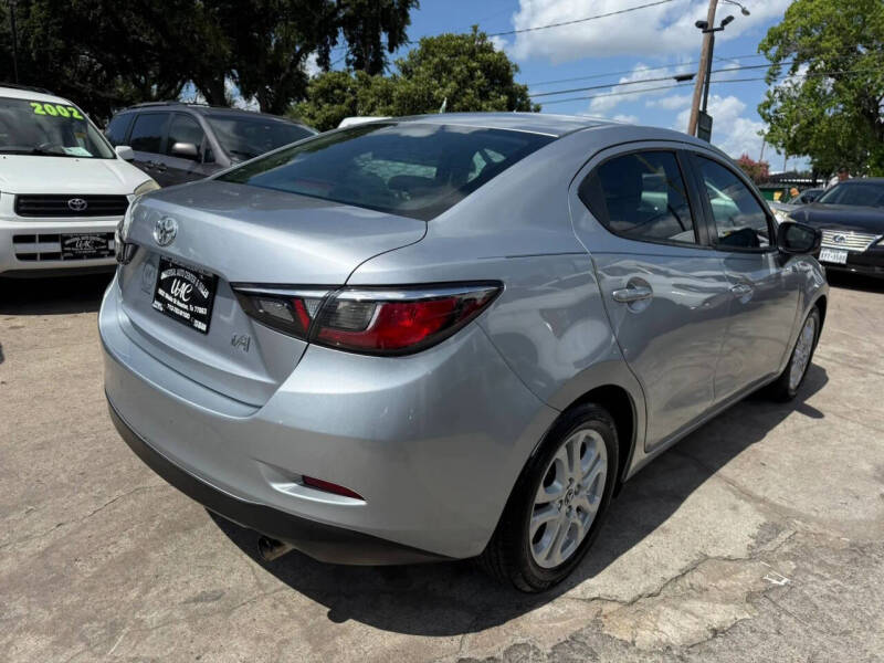 2017 Toyota Yaris iA