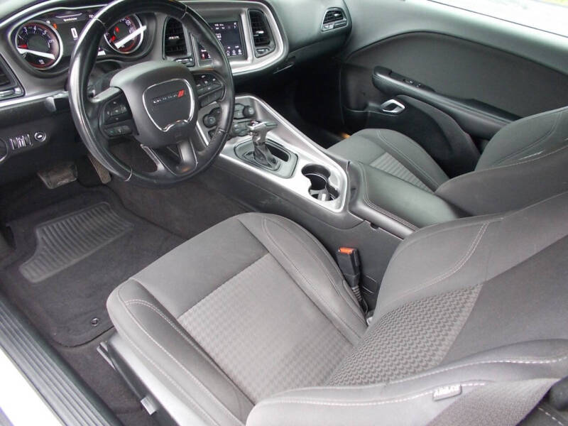 2019 Dodge Challenger SXT