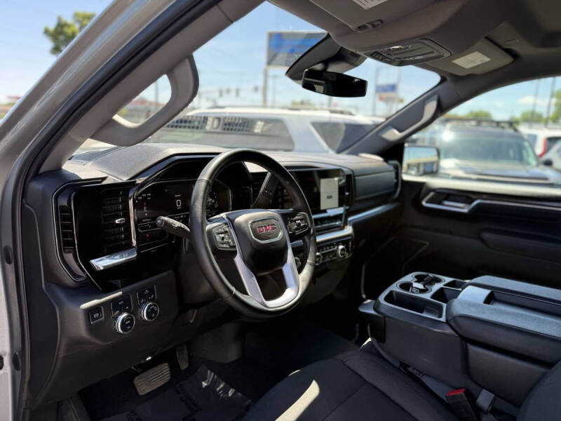 2023 GMC Sierra 1500