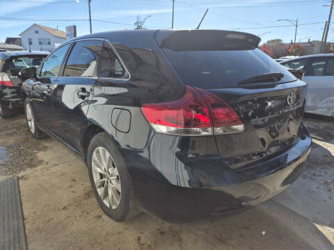 2014 Toyota Venza LE