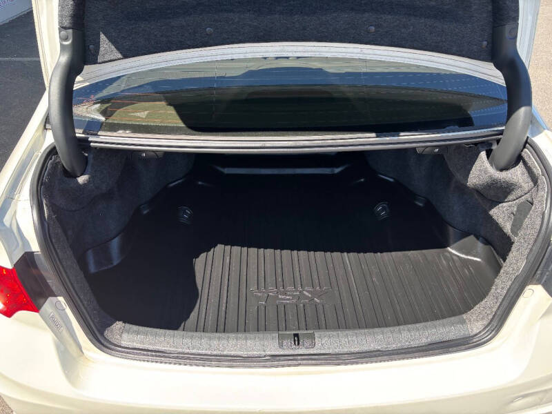 2011 Acura TSX w/Tech