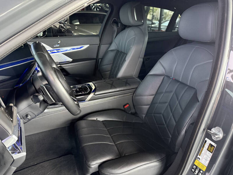 2023 BMW 7 Series 760i xDrive