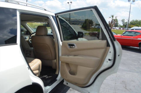 2020 Nissan Pathfinder SL