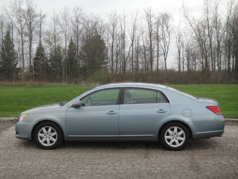 2010 Toyota Avalon XLS