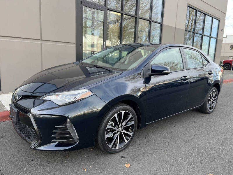 2018 Toyota Corolla SE's photo