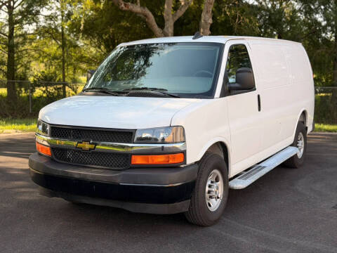 2025 Chevrolet Express 2500