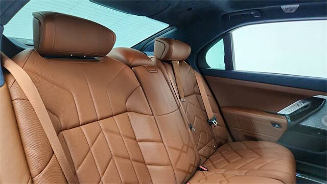 2023 BMW i7 xDrive60