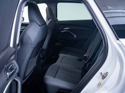 2025 Audi Q5 quattro Prestige TFSI