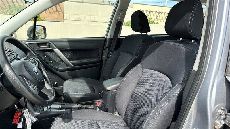 2017 Subaru Forester 2.5i