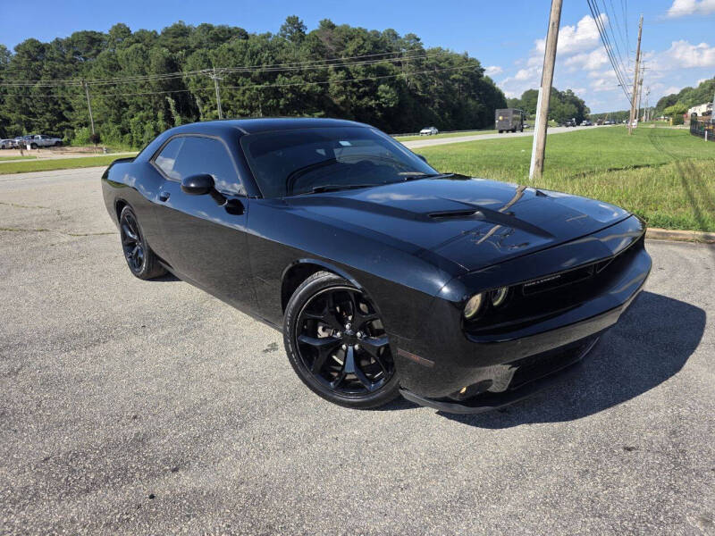 2016 Dodge Challenger SXT Plus