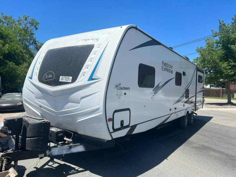 2020 Coachmen RV Freedom Express
