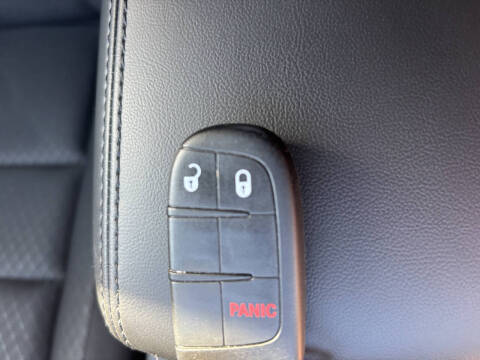 2020 Jeep Grand Cherokee Laredo E