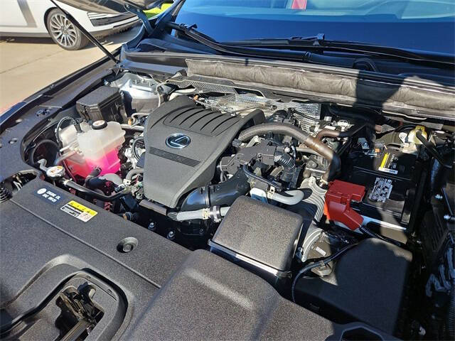 2024 Lexus RX 350 F SPORT Handling