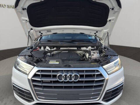 2019 Audi Q5 quattro Premium 45 TFSI