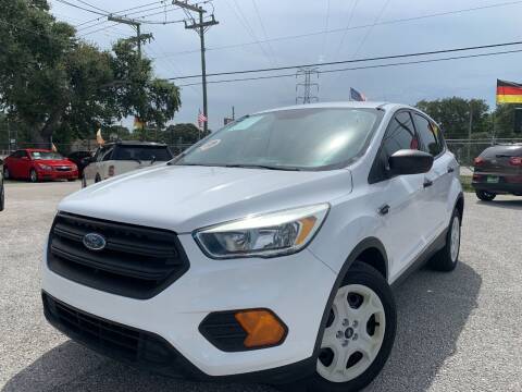 2017 Ford Escape for sale at Das Autohaus Quality Used Cars in Clearwater FL
