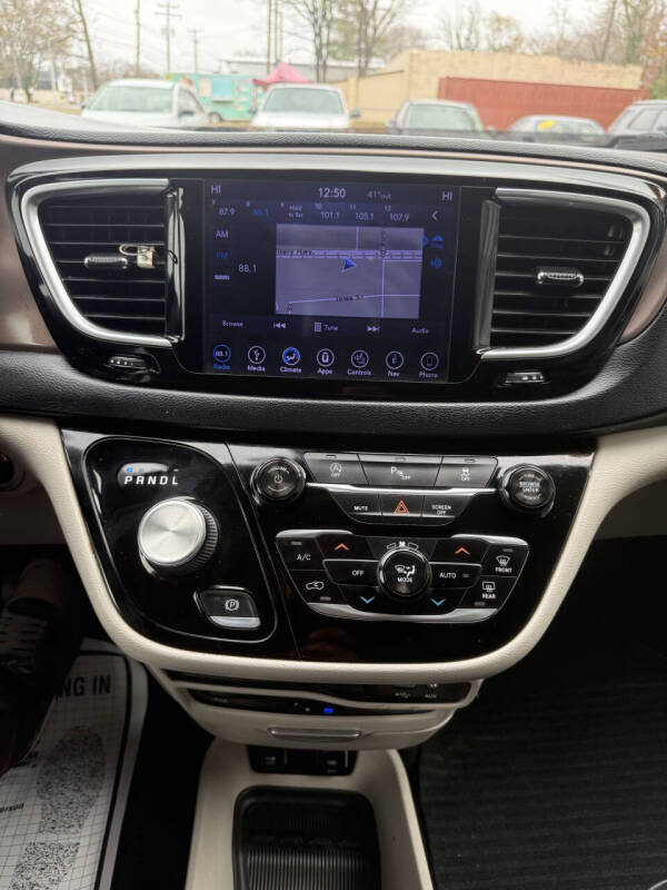 2018 Chrysler Pacifica Touring L Plus