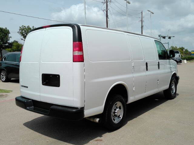 2020 Chevrolet Express 2500