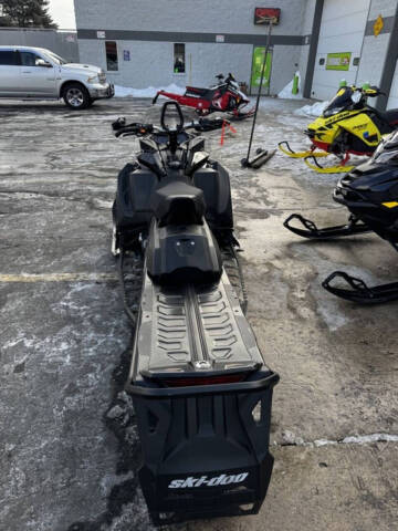 2019 Ski-Doo Backcountry™ 850 E-TEC B