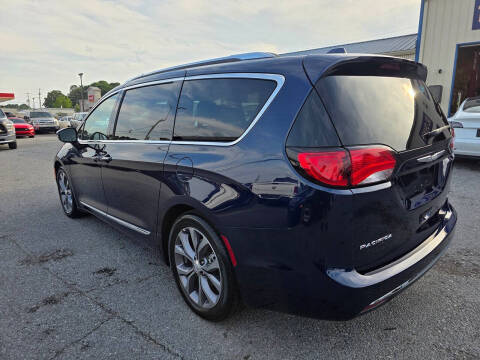2017 Chrysler Pacifica Limited