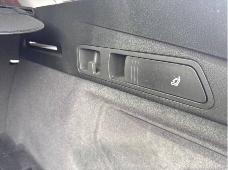 2019 Audi e-tron quattro Prestige