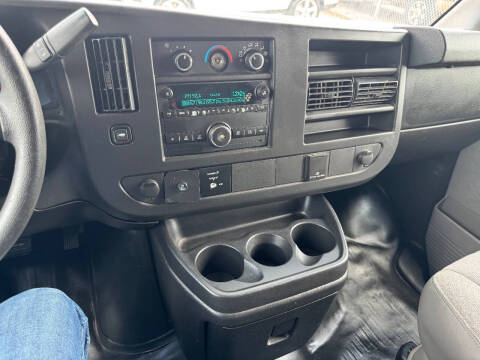 2016 Chevrolet Express 2500