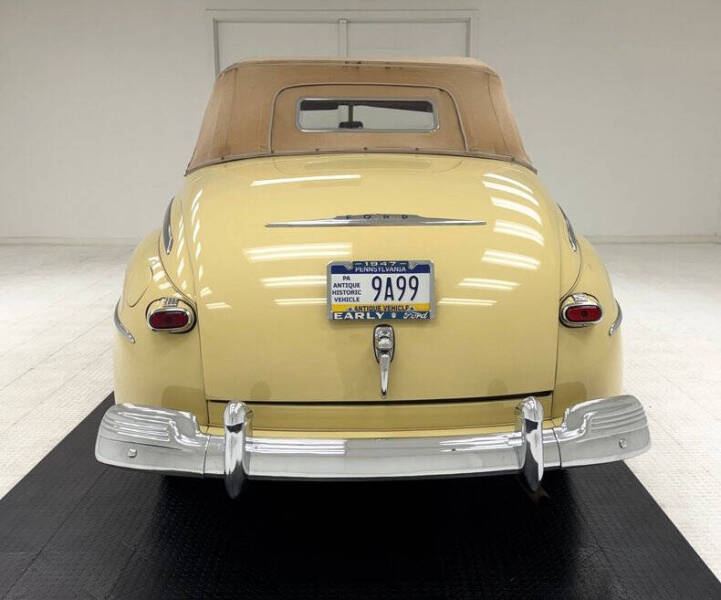 1947 Ford Super Deluxe