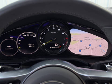 2023 Porsche Cayenne E-Hybrid Coupe