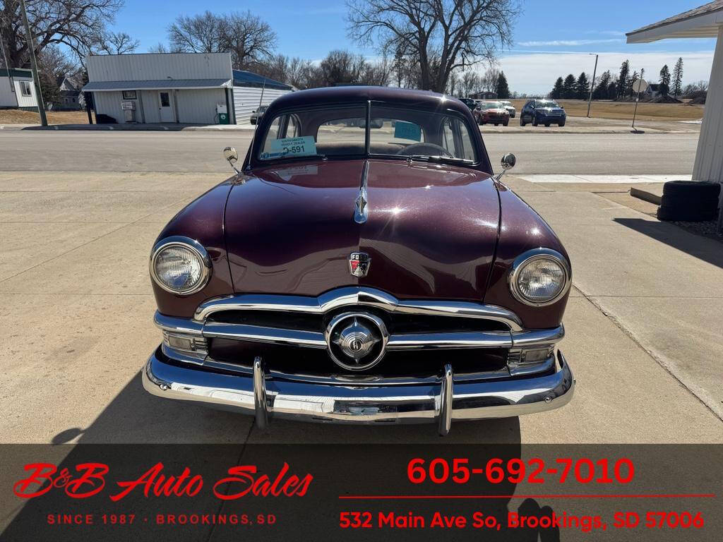 1950 Ford Deluxe 4